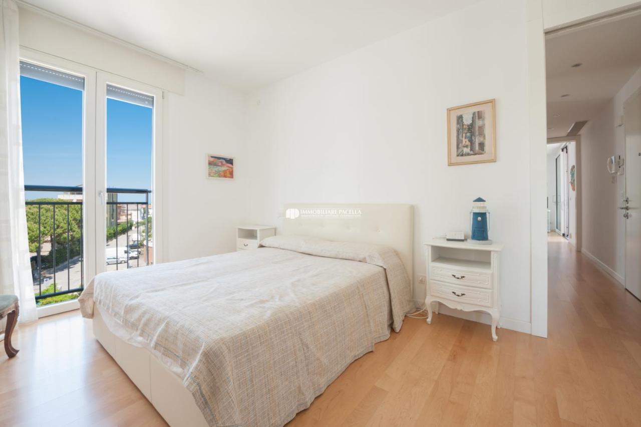 Residence Frontemar Immobiliare Pacella Τζεσόλο Λίντο Εξωτερικό φωτογραφία
